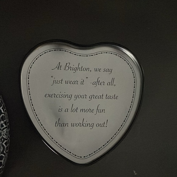 Brighton Heart Tin - Picture 8 of 11